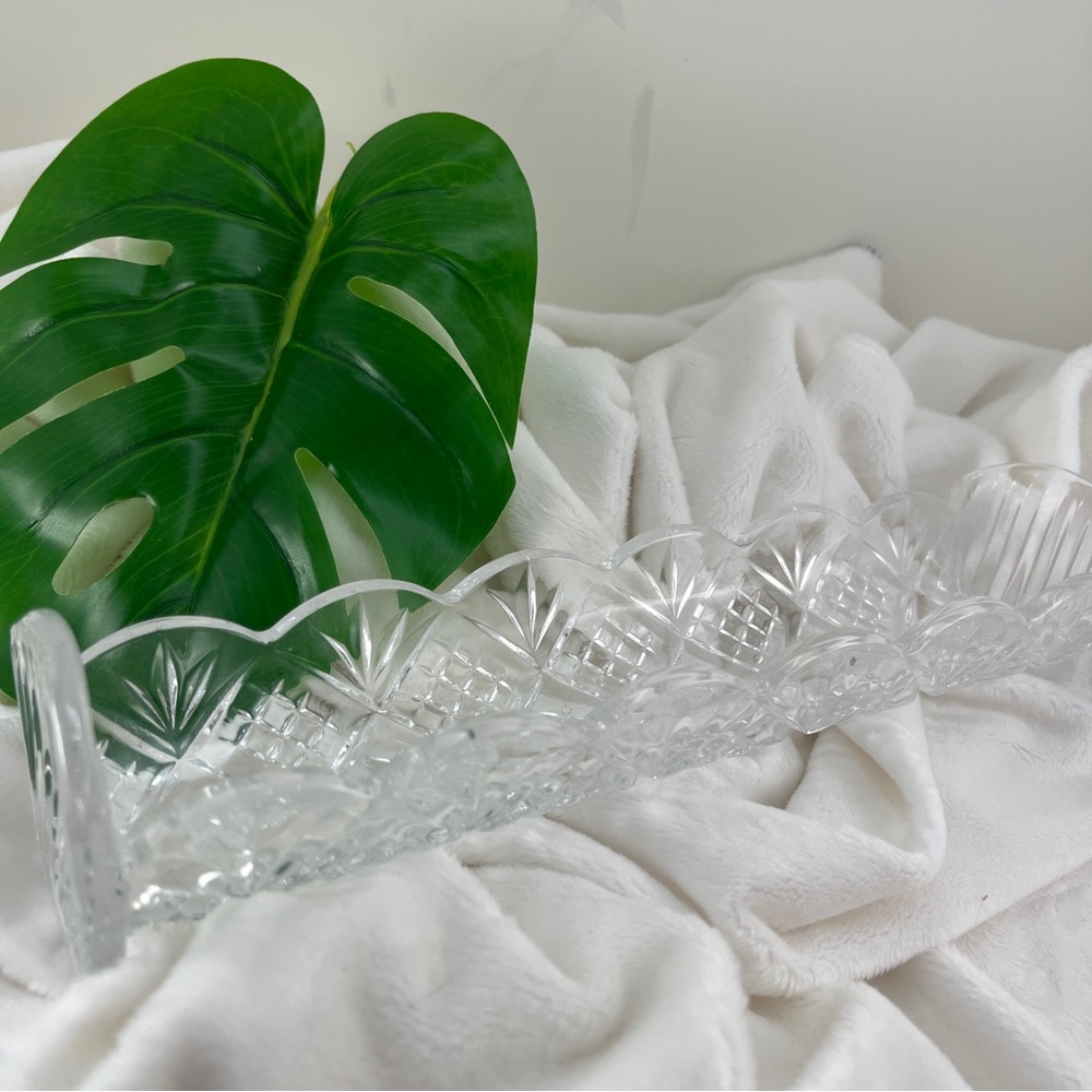 CRYSTAL CRACKER DISH